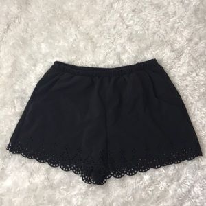 Black shorts with cutout